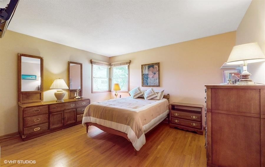 8330 Ewing Road Bloomington, MN 55431 - Photo 14 of 60