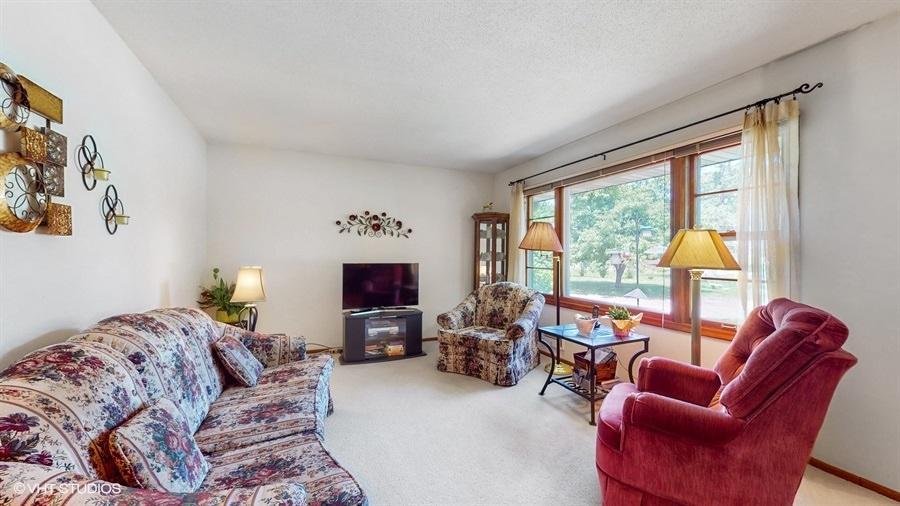 8330 Ewing Road Bloomington, MN 55431 - Photo 4 of 60