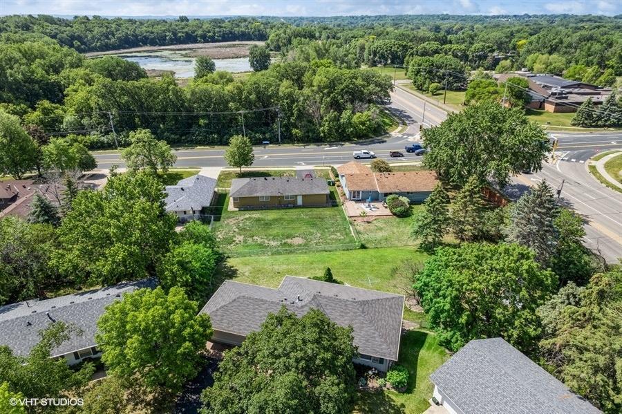 8330 Ewing Road Bloomington, MN 55431 - Photo 42 of 60