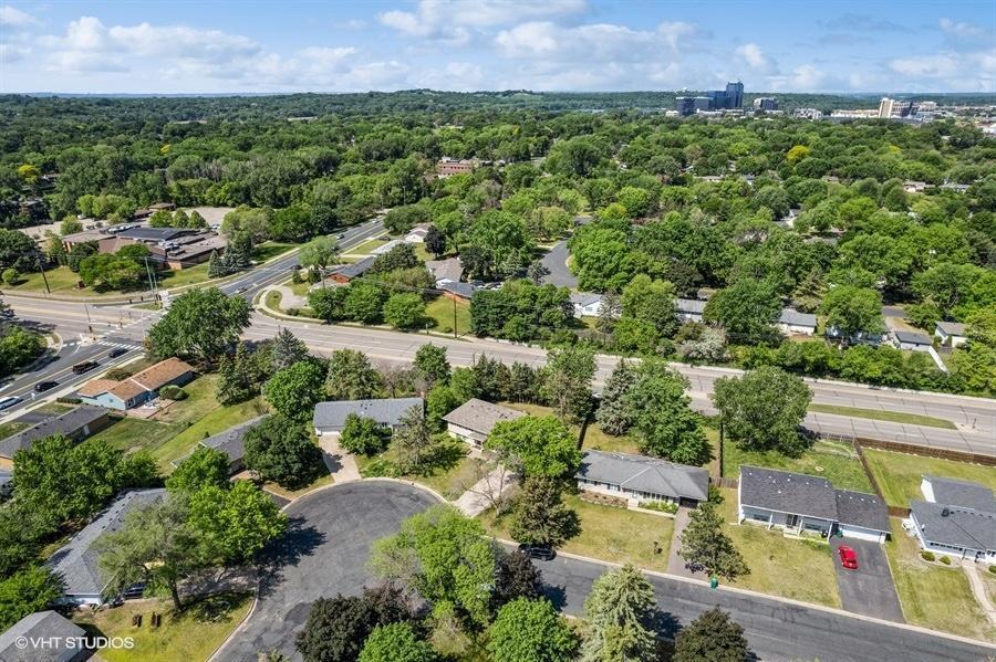 8330 Ewing Road Bloomington, MN 55431 - Photo 51 of 60