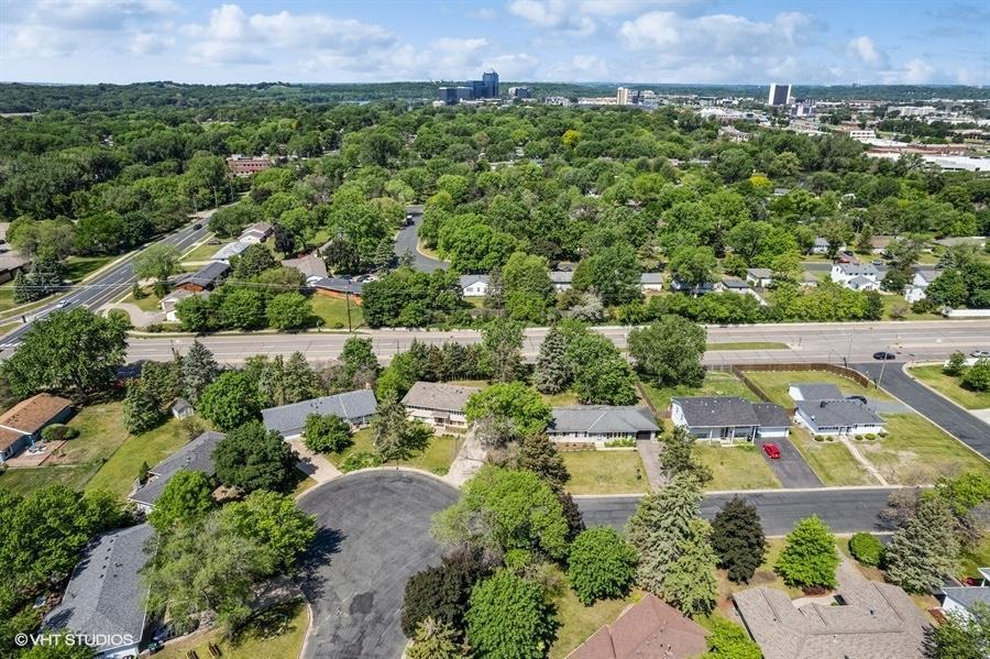 8330 Ewing Road Bloomington, MN 55431 - Photo 52 of 60