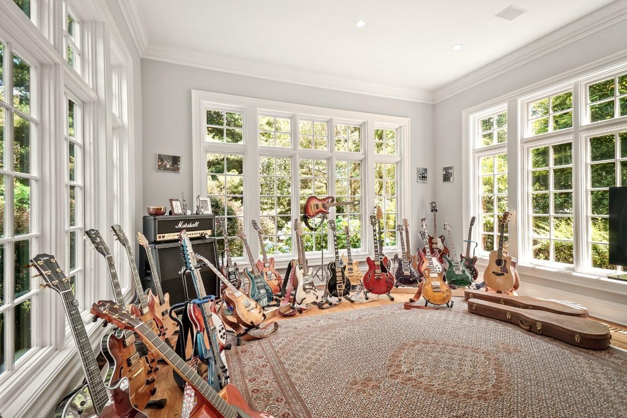 440 Michigan Road New Canaan, CT 06840 - Photo 23 of 52 revised 7.7 guitar room