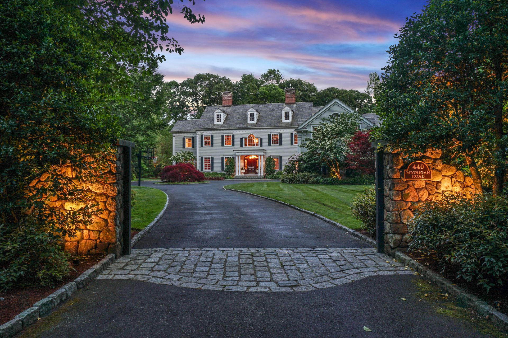 440 Michigan Road New Canaan, CT 06840 - Photo 52 of 52 Marty's Twilight exterior
