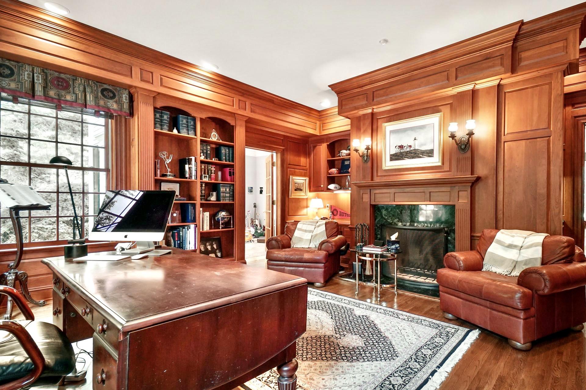 440 Michigan Road New Canaan, CT 06840 - Photo 7 of 52 440 office2 brightened