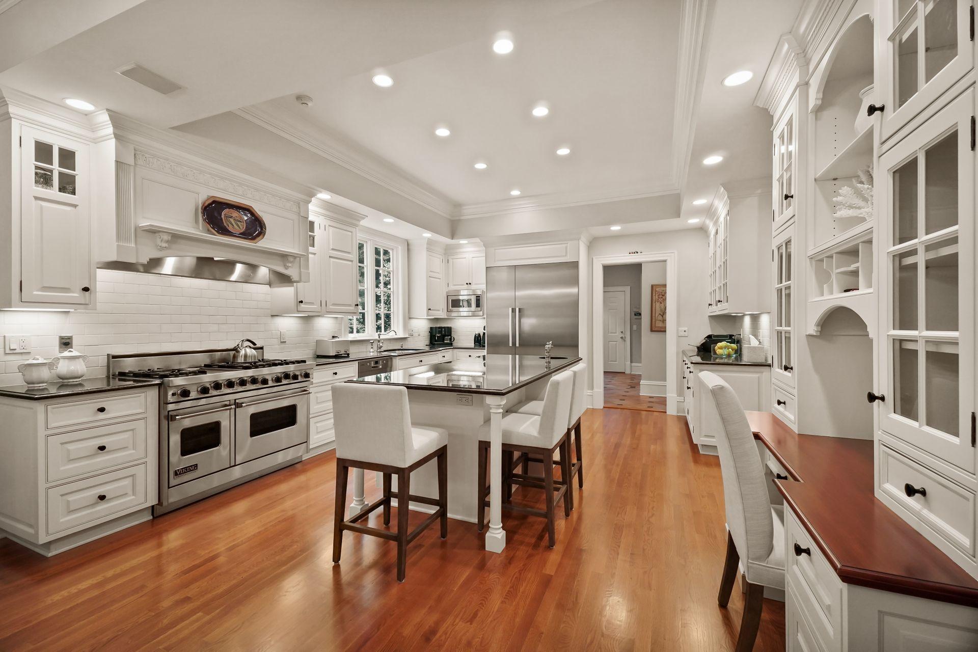 440 Michigan Road New Canaan, CT 06840 - Photo 9 of 52 131