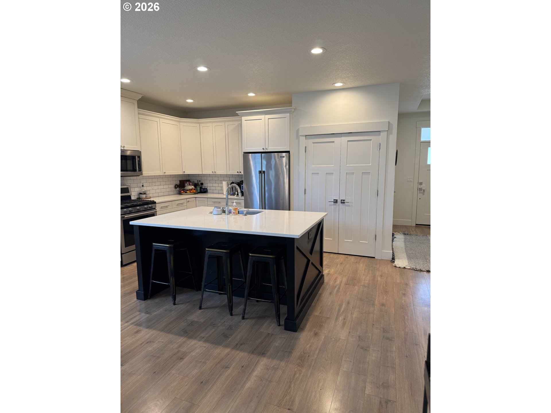 2893 4th Street Hubbard, OR 97032 - Photo 2 of 19