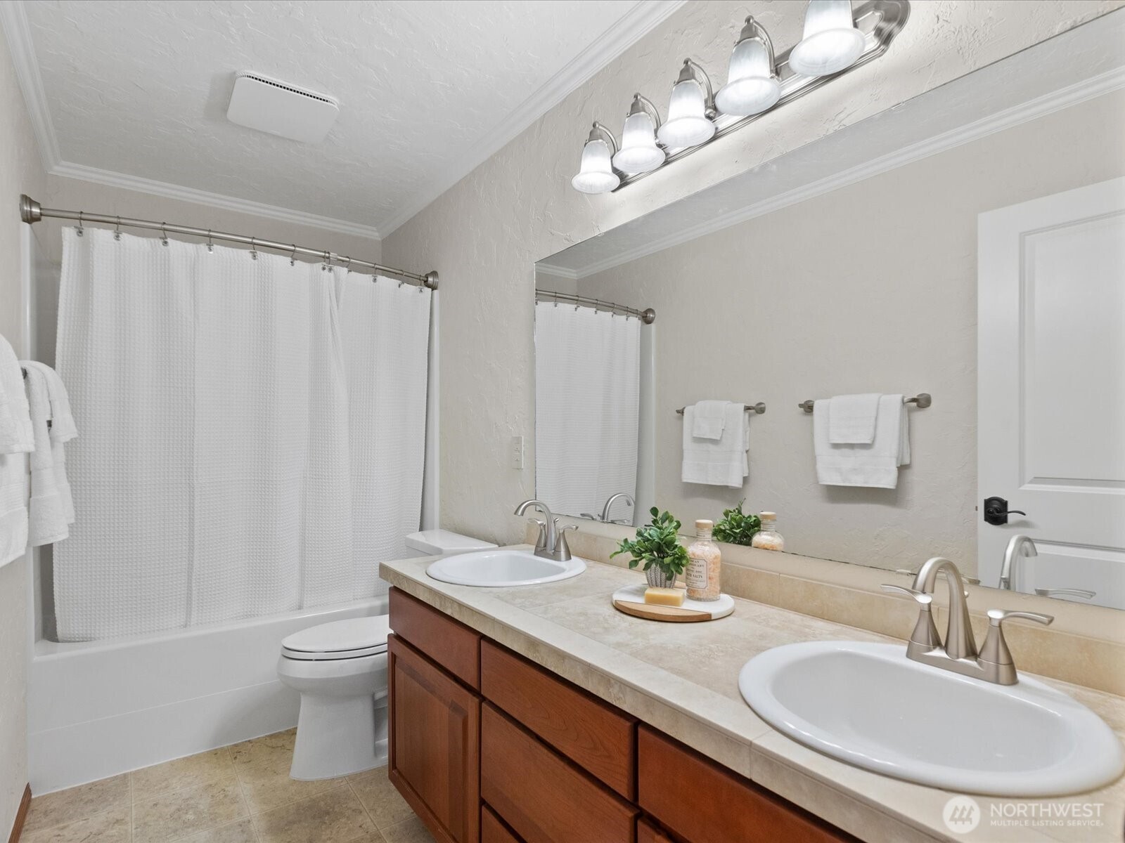 23717 17th Place West Bothell, WA 98021 - Photo 18 of 23