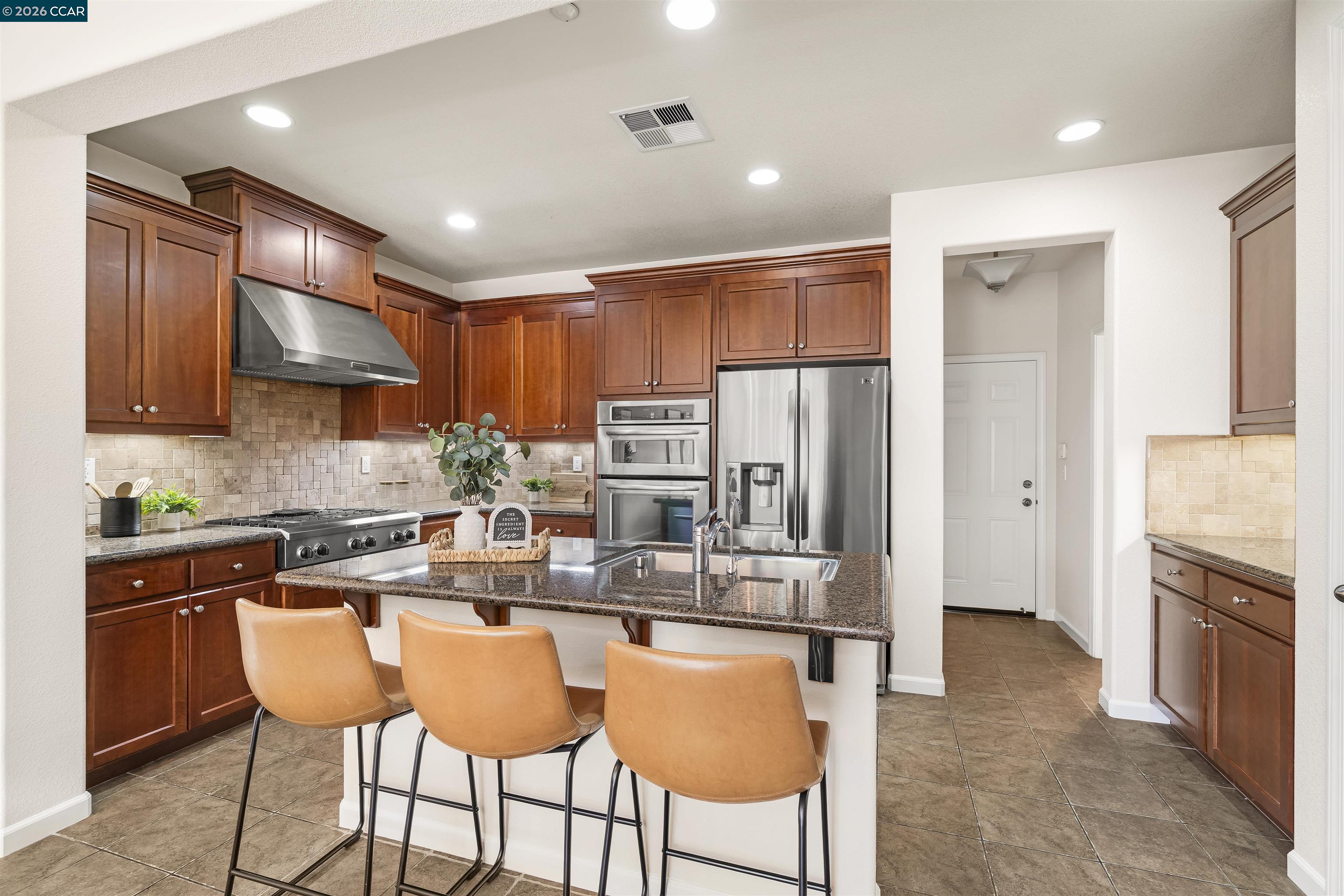 5267 Fioli Loop San Ramon, CA 94582 - Photo 14 of 41