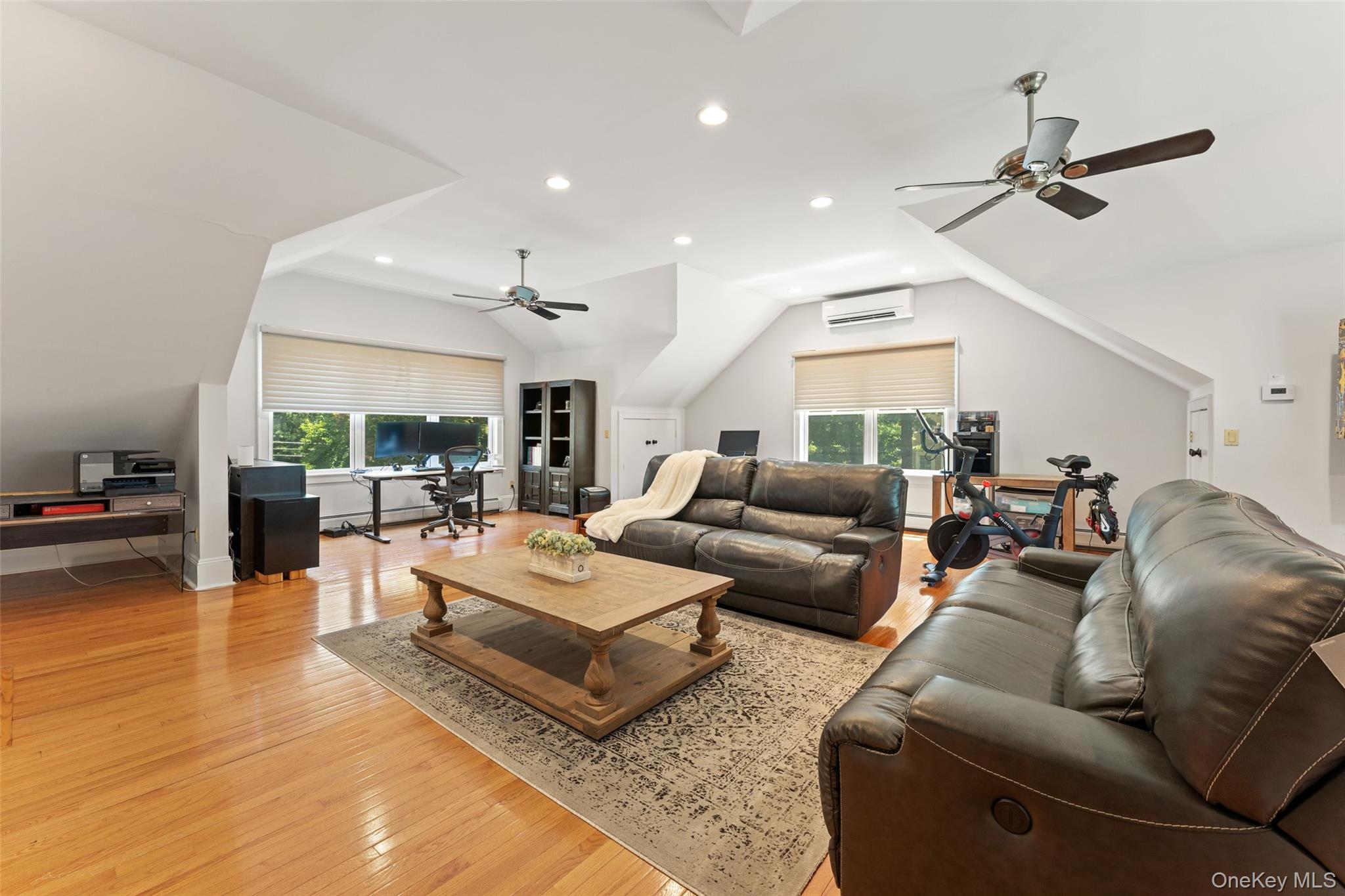 211 Strawtown Road West Nyack, NY 10994 - Photo 29 of 47