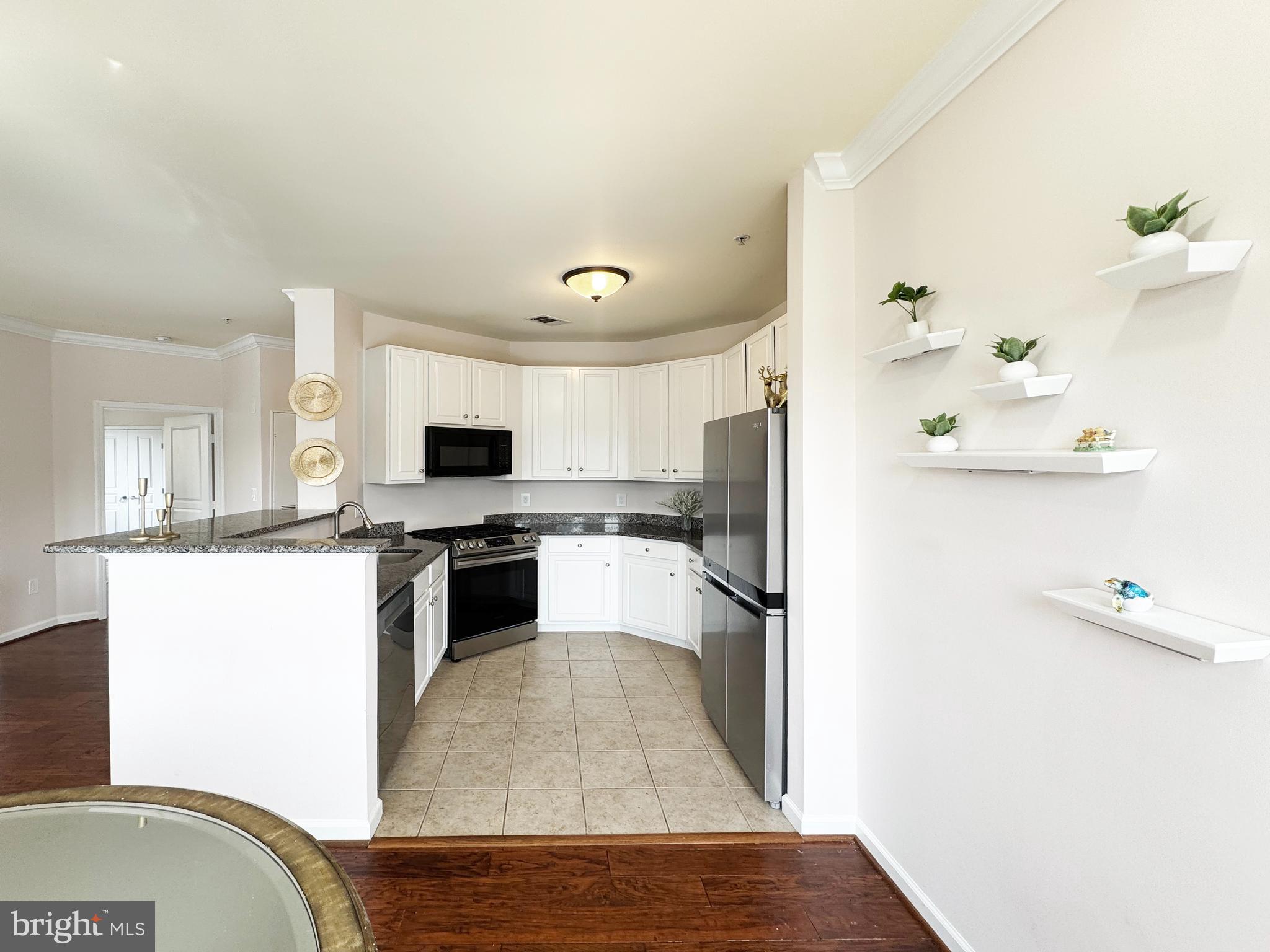 12001 Market Street, Unit 124 Reston, VA 20190 - Photo 9 of 42 Open concept