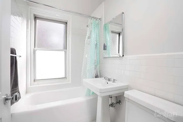 $625,000 | 325 West 45th Street, Unit 701 | Hell's Kitchen