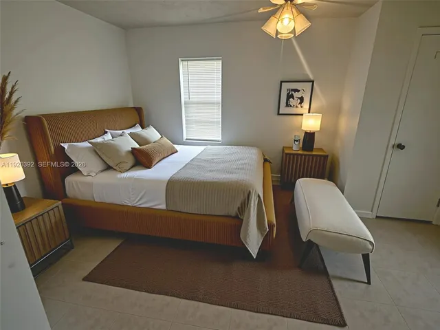 $1,850 | 815 Foster Road, Unit 12, Hallandale Beach, FL 33009