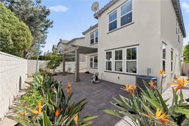 $1,499,999 | 1030 Palmetto Way, Costa Mesa, CA 92626