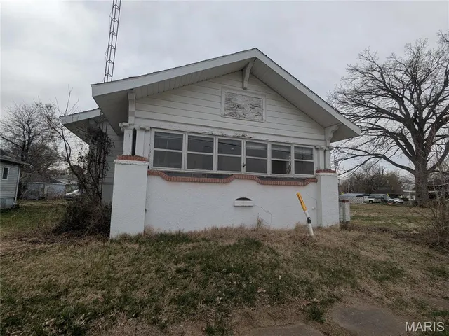 $28,000 | 226 North Lincoln Boulevard, Unit 1, Centralia, IL 62801