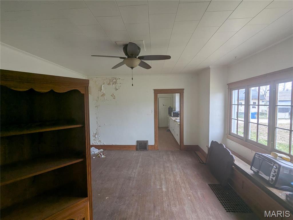 226 North Lincoln Boulevard, Unit 1 Centralia, IL 62801 - Photo 8 of 47