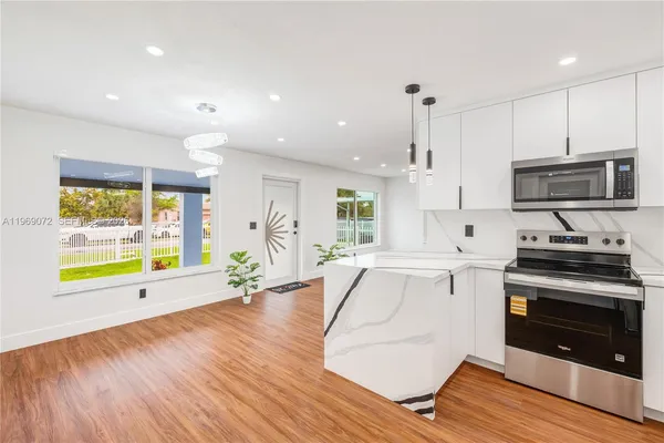 $640,000 | 2520 Northwest 108th Street, Miami, FL 33167