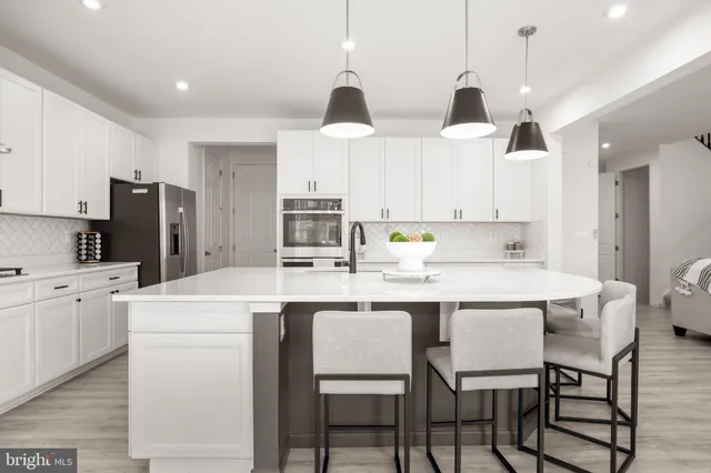 $799,000 | 108 Hibiscus Drive, Stafford, VA 22554