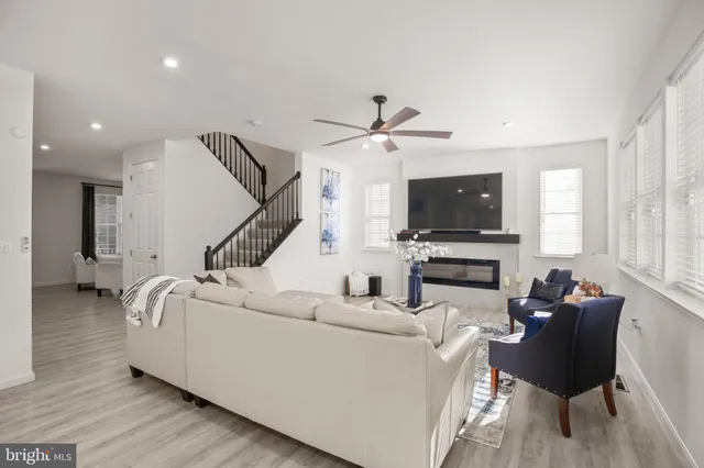 $799,000 | 108 Hibiscus Drive, Stafford, VA 22554