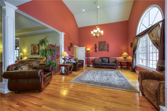 6076 Temple Road Nashville, TN 37221 - Photo 4 of 20 Formal Dining Room is currently being used as a second living room