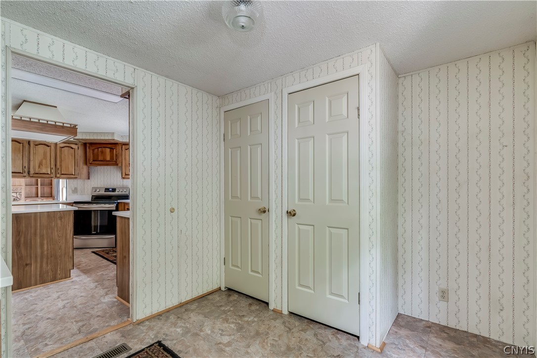 40824 Rogers Crossing Road Wilna, NY 13619 - Photo 4 of 44