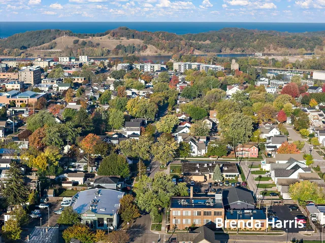 $349,900 | 633 Elliott Avenue, Unit 312, Grand Haven, MI 49417