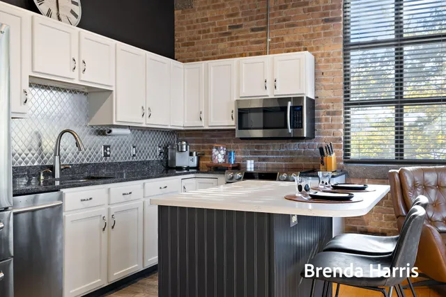 $349,900 | 633 Elliott Avenue, Unit 312, Grand Haven, MI 49417