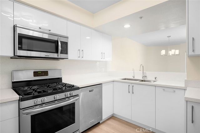 $4,300 | 918 East Harvard Street, Unit C, Glendale, CA 91205