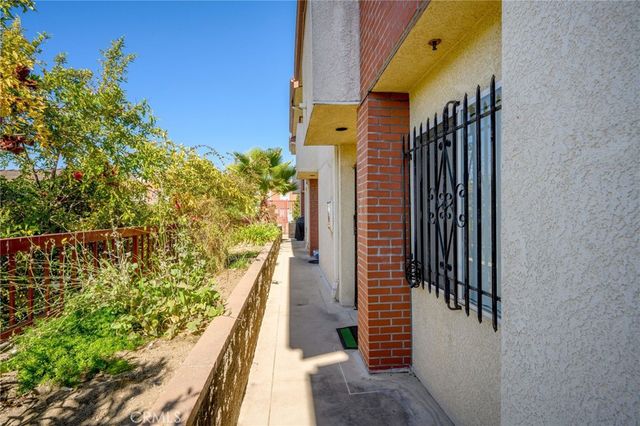 $4,300 | 918 East Harvard Street, Unit C, Glendale, CA 91205