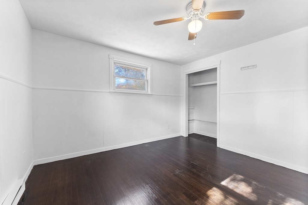361 Newhouse Street Springfield, MA 01118 - Photo 18 of 42 Gallery Image 18
