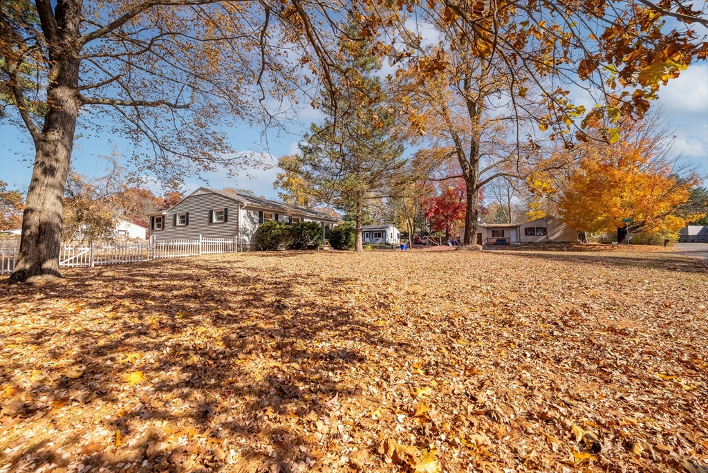 361 Newhouse Street Springfield, MA 01118 - Photo 40 of 42 Gallery Image 40