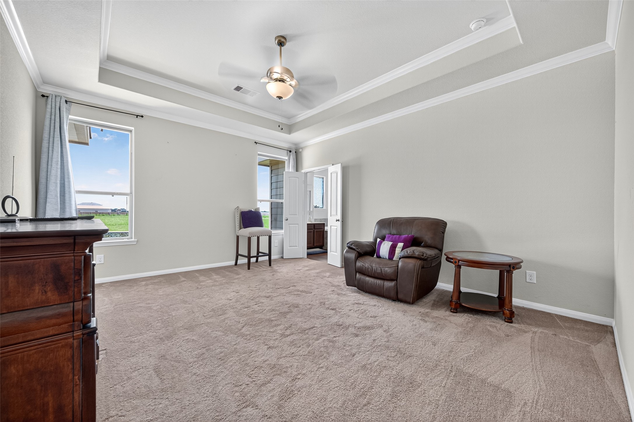 8007 Lehman Road Beasley, TX 77417 - Photo 29 of 47 a living room with furniture and chandelier