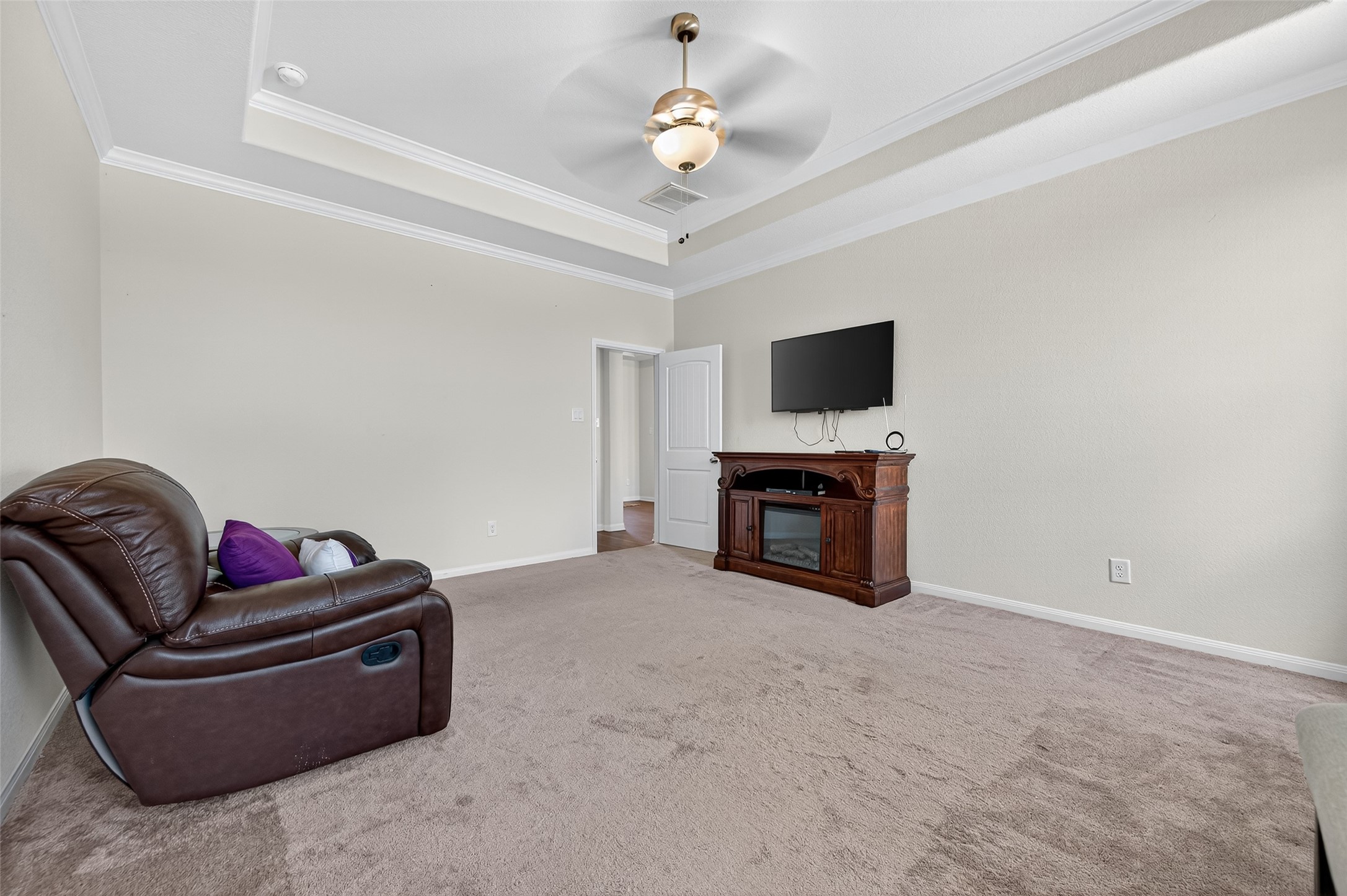 8007 Lehman Road Beasley, TX 77417 - Photo 32 of 47 a living room with furniture and a flat screen tv