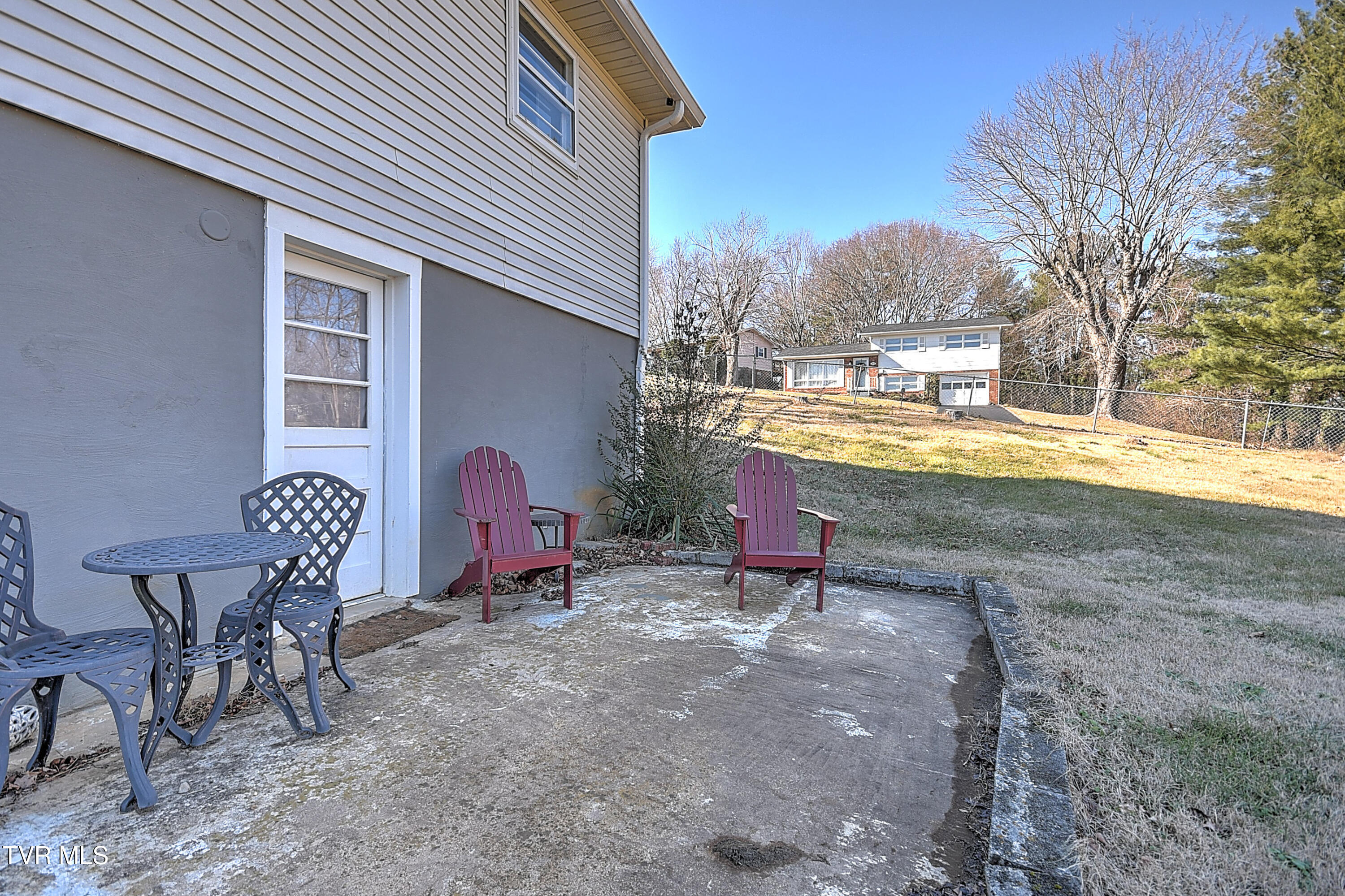301 Colonial Circle Greeneville, TN 37745 - Photo 36 of 40 301 Colonial Cir JK-38