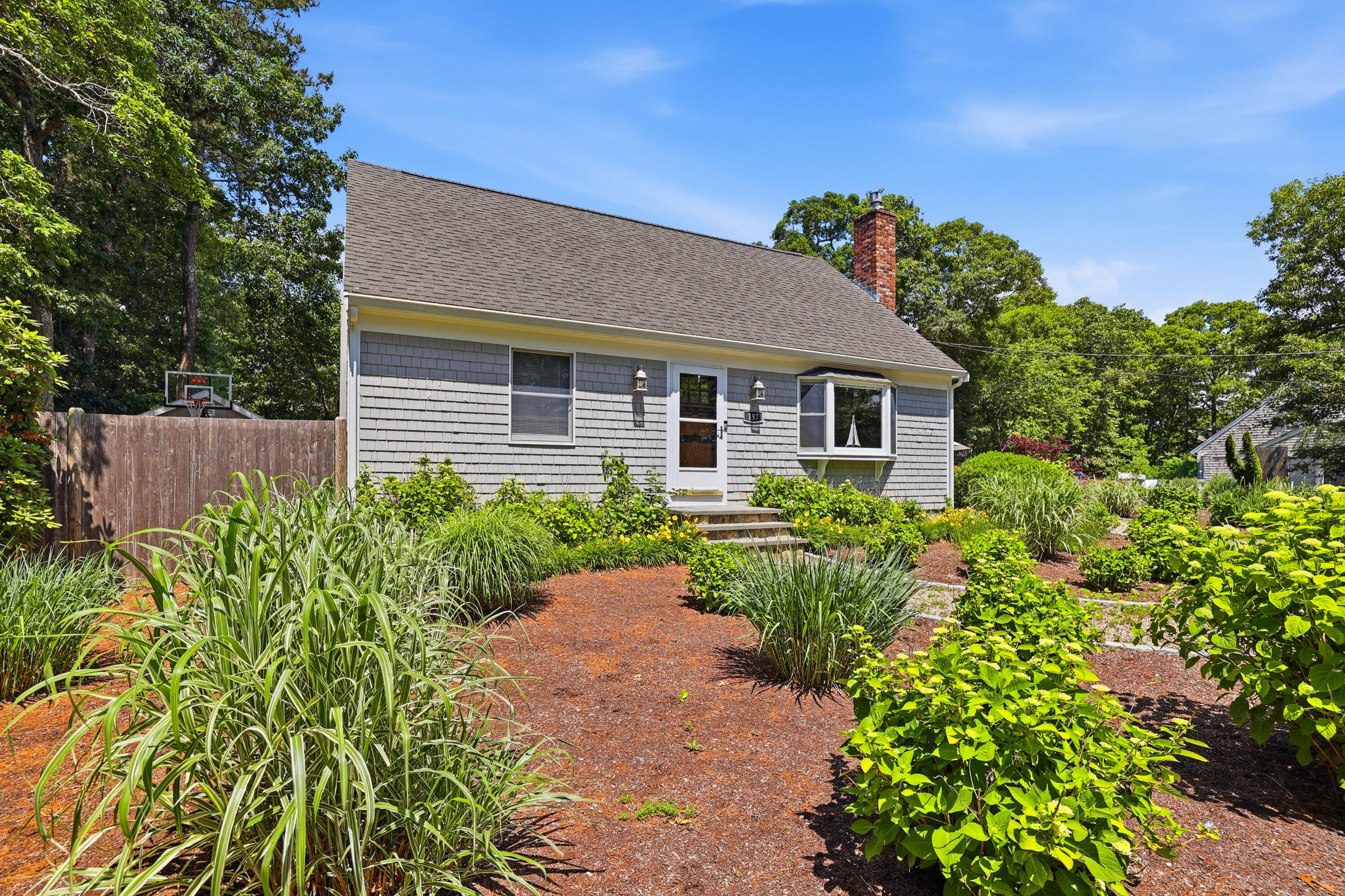 197 Monomoscoy Road Mashpee, MA 02649 - Photo 15 of 50 07-197 Monomoscoy New Exteriors-8