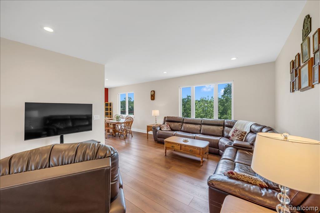 4266 McCandlish Road Grand Blanc, MI 48439 - Photo 15 of 68