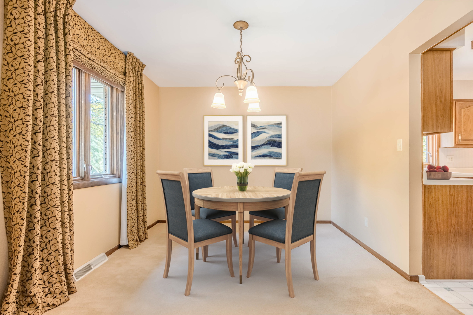 918 South Raddant Road Batavia, IL 60510 - Photo 6 of 22 Gallery Image 6