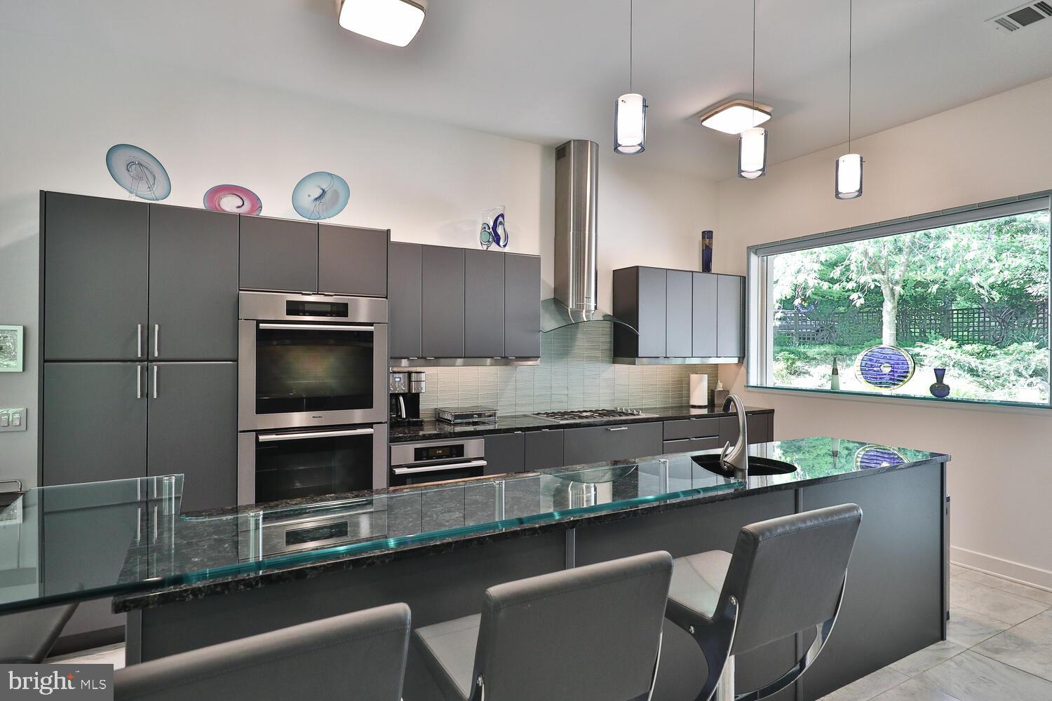 4126 Apalogen Road Philadelphia, PA 19129 - Photo 16 of 96