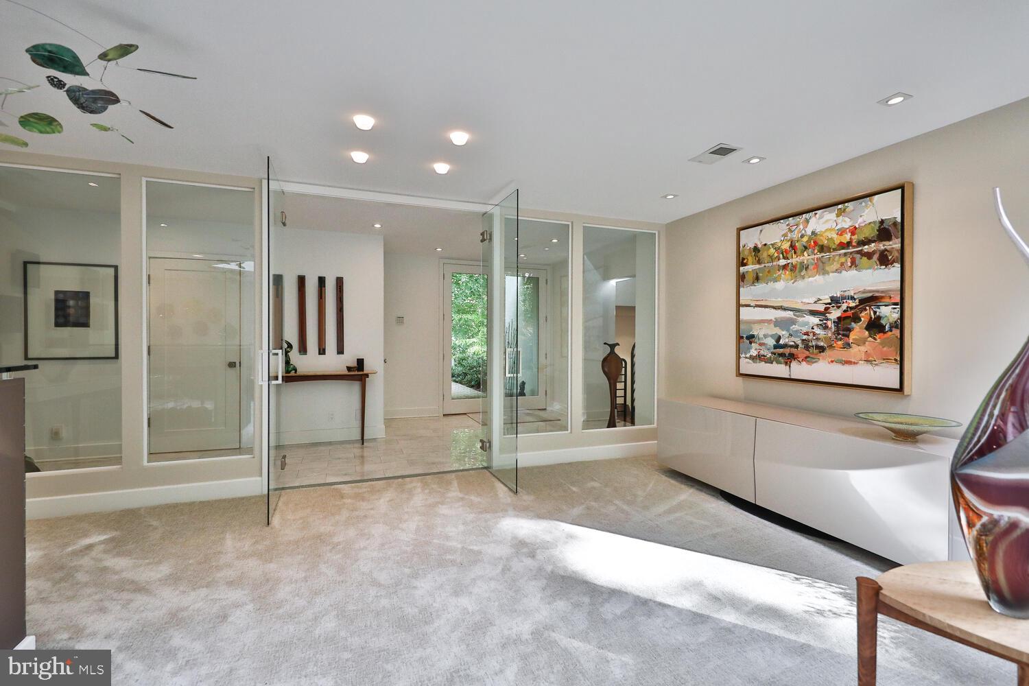 4126 Apalogen Road Philadelphia, PA 19129 - Photo 27 of 96