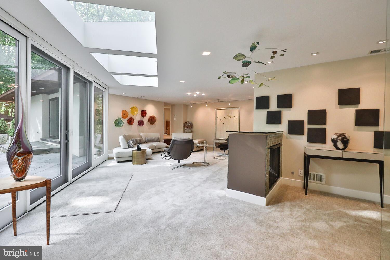 4126 Apalogen Road Philadelphia, PA 19129 - Photo 28 of 96