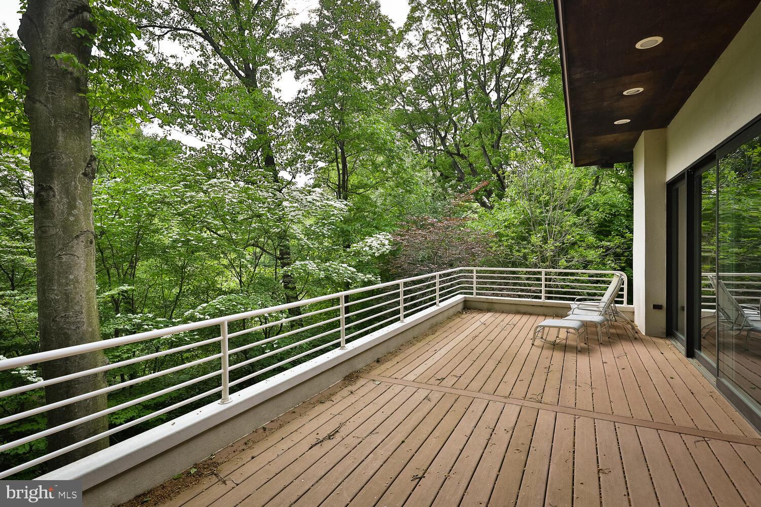 4126 Apalogen Road Philadelphia, PA 19129 - Photo 67 of 96