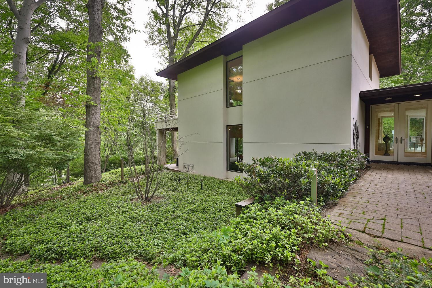 4126 Apalogen Road Philadelphia, PA 19129 - Photo 73 of 96