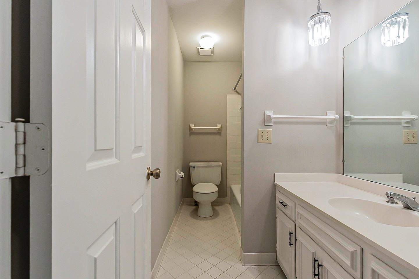 896 General George Patton Road Nashville, TN 37221 - Photo 6 of 23 a bathroom with a sink a toilet and shower