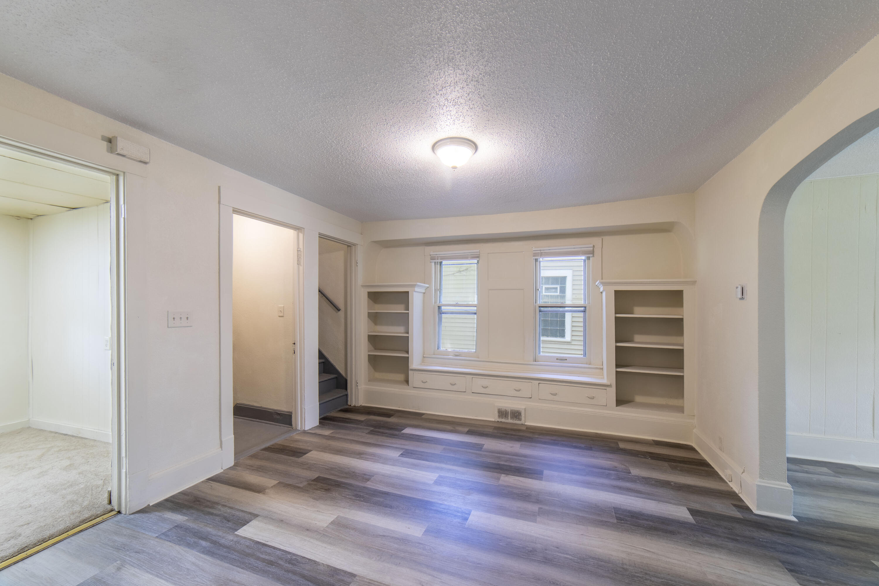 2222 North 51st Street Milwaukee, WI 53208 - Photo 9 of 26 Dining Room
