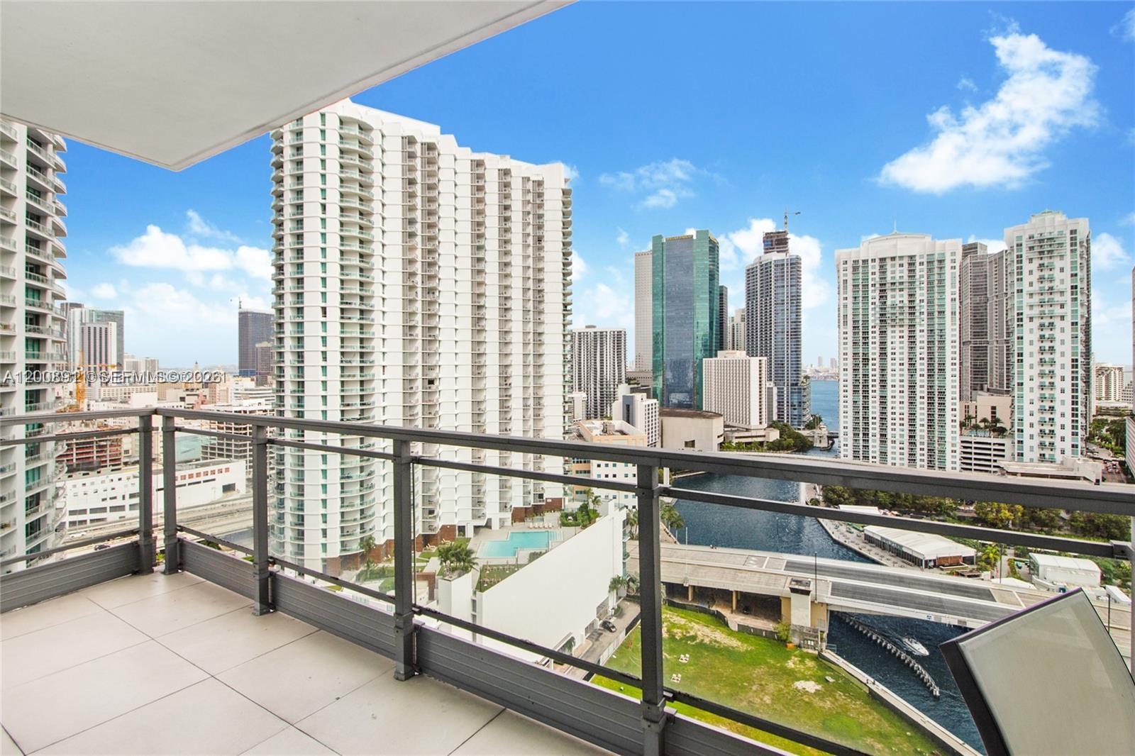 92 Southwest 3rd Street, Unit 2510 Miami, FL 33130 - Photo 2 of 35 a view of a city with tall buildings