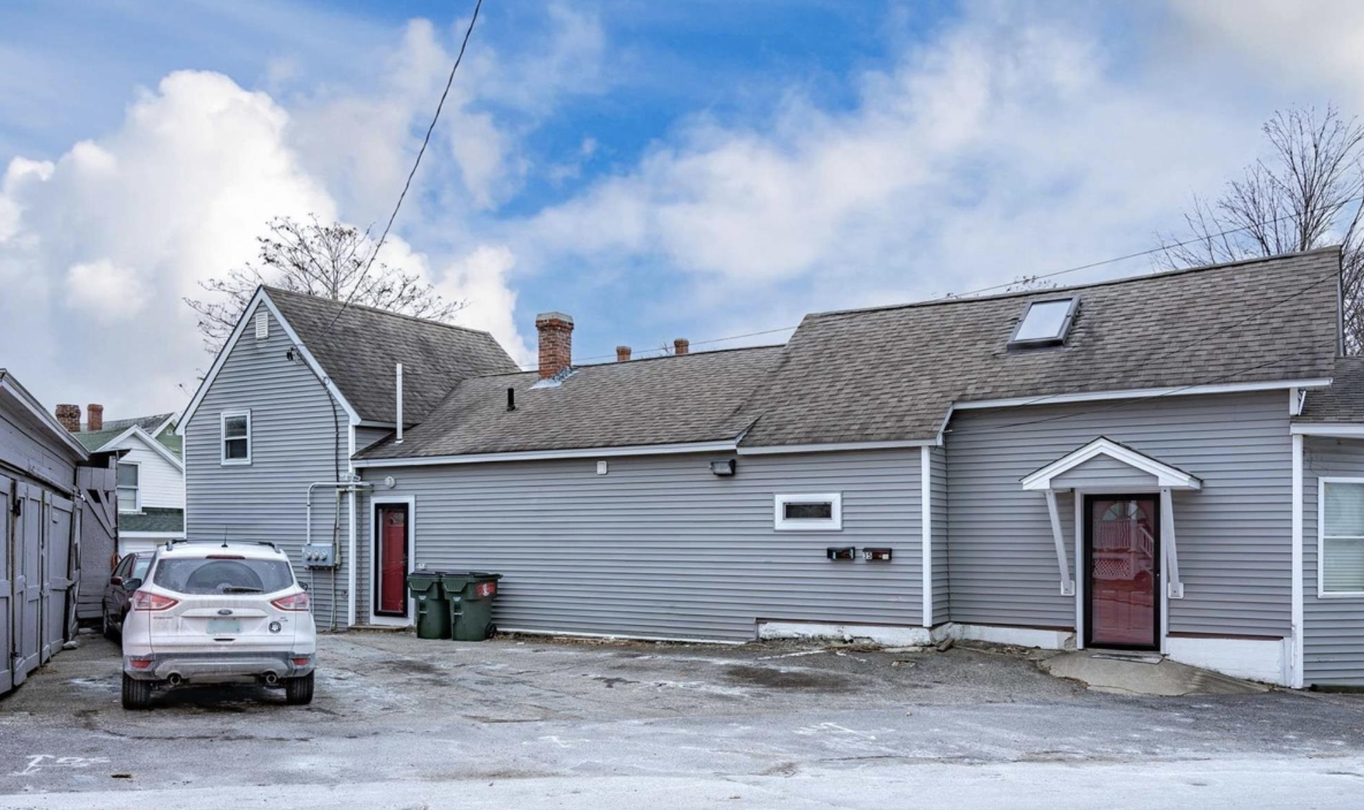 37 Dutton Street Manchester, NH 03104 - Photo 1 of 11
