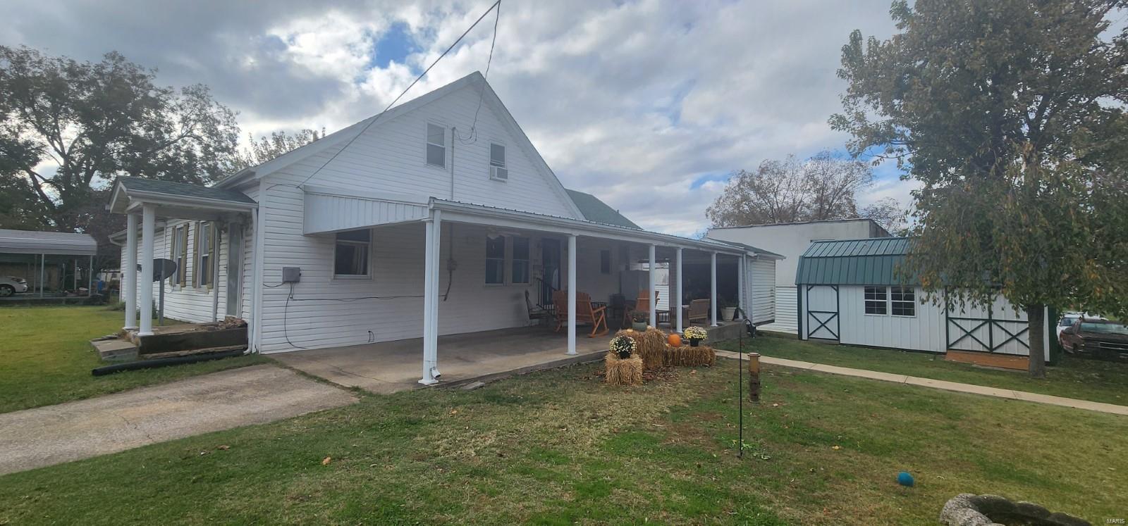 223 Bem Street Chester, IL 62233 - Photo 3 of 42