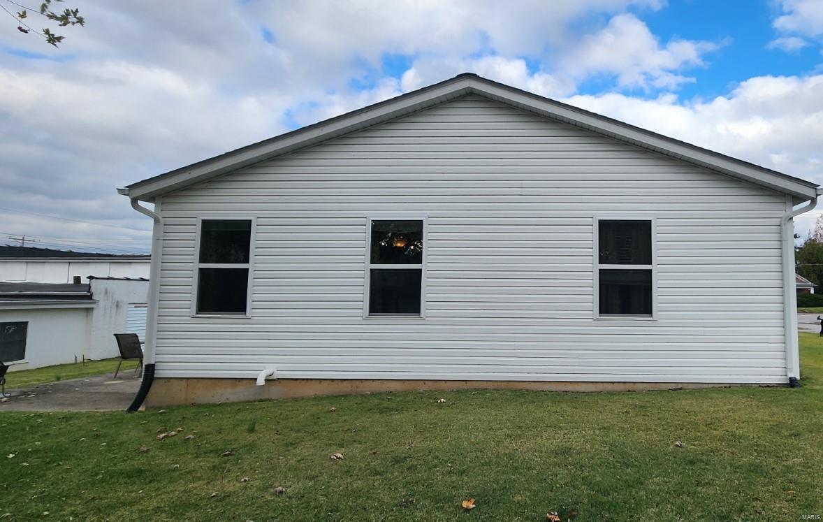 223 Bem Street Chester, IL 62233 - Photo 40 of 42