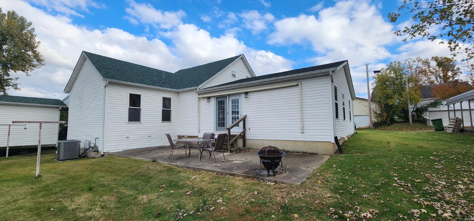 223 Bem Street Chester, IL 62233 - Photo 41 of 42