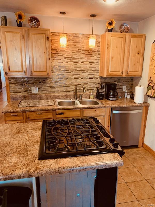 223 Bem Street Chester, IL 62233 - Photo 7 of 42