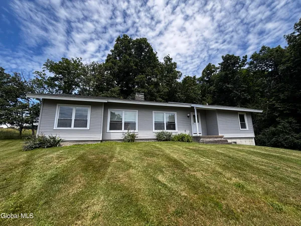 $325,000 | 231 Beechwood Road, Hoosick Falls, NY 12090
